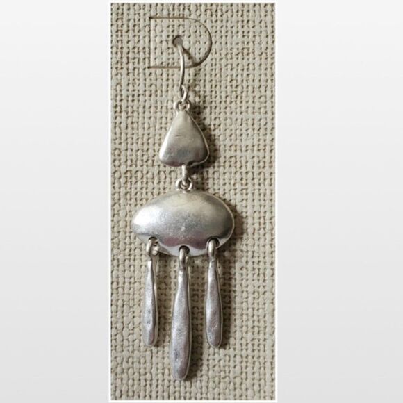 New Bella Uno Earrings Womens Silver Dangle Three Tier Drop Triangle Jewelry NWT - Picture 5 of 16